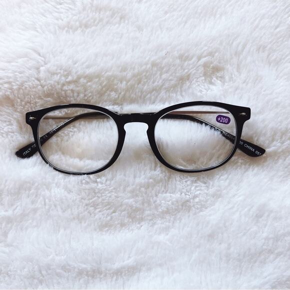 Dylan Black Thin Lightweight Reader Glasses - Picture 1 of 13